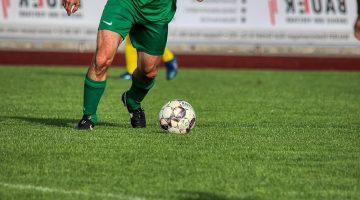 Sådan spilles der på fodbold: Tips og Tricks