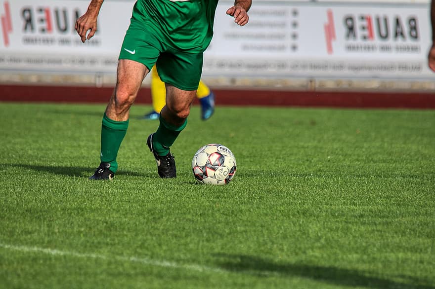 S&aring;dan spilles der p&aring; fodbold